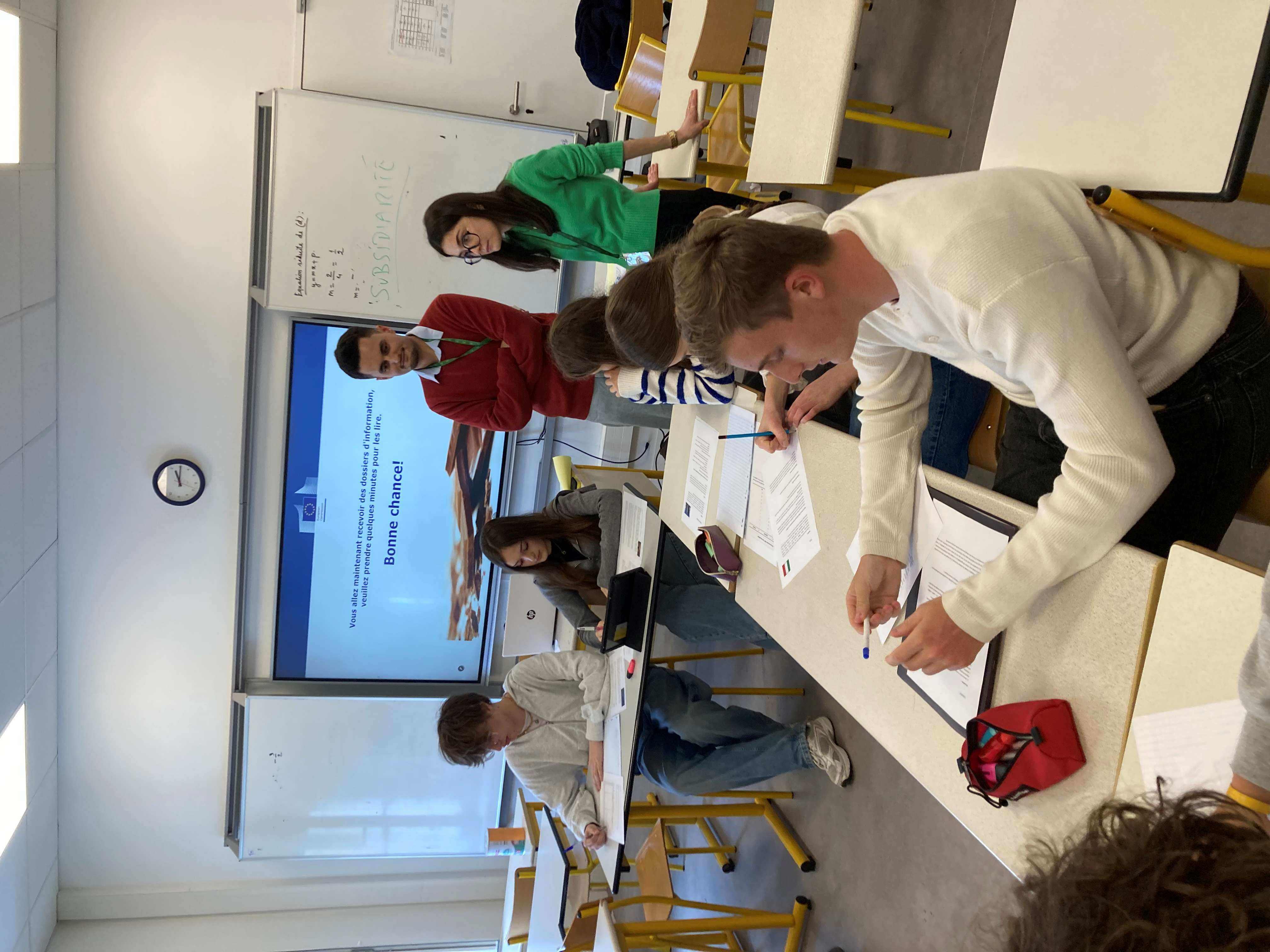 La spé HGSSP rencontre le Club Politique